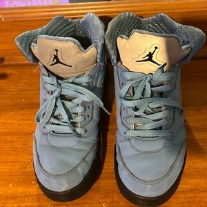 Air jordan 5 “Unc”